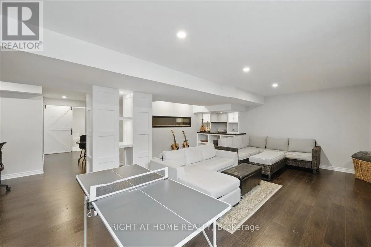 228 WILDCLIFF WAY