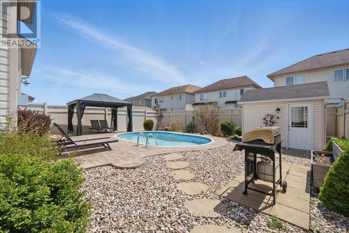 228 WILDCLIFF WAY