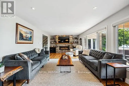 747 ALEXANDER DRIVE