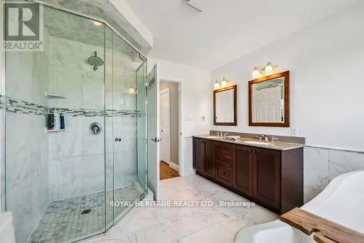 747 ALEXANDER DRIVE