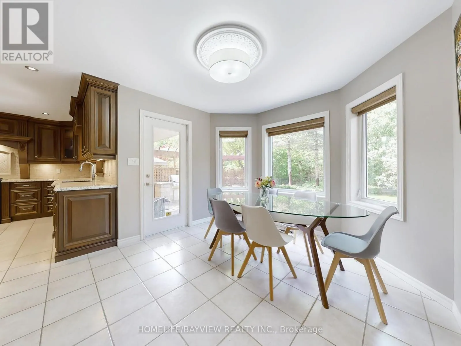 574 SANDBANKS CRESCENT