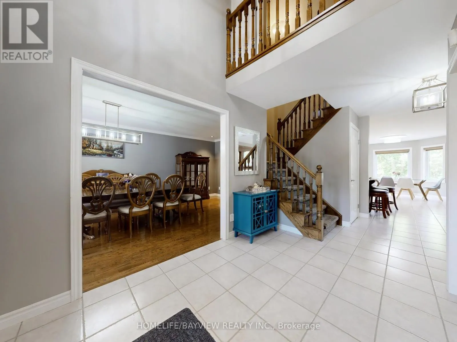 574 SANDBANKS CRESCENT