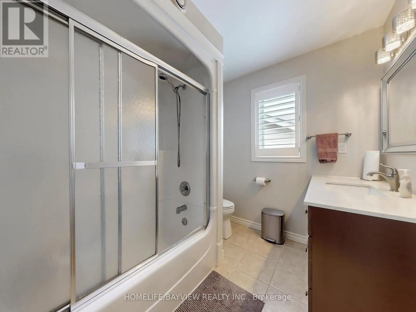 574 SANDBANKS CRESCENT