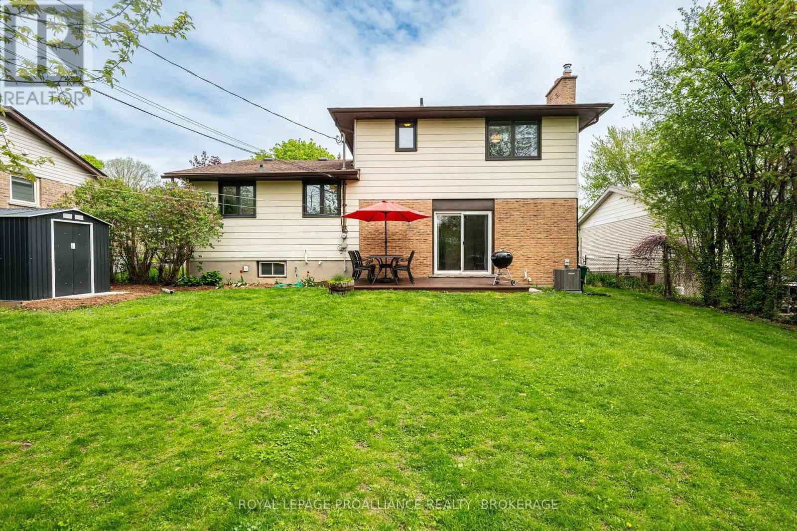 867 BERWICK PLACE