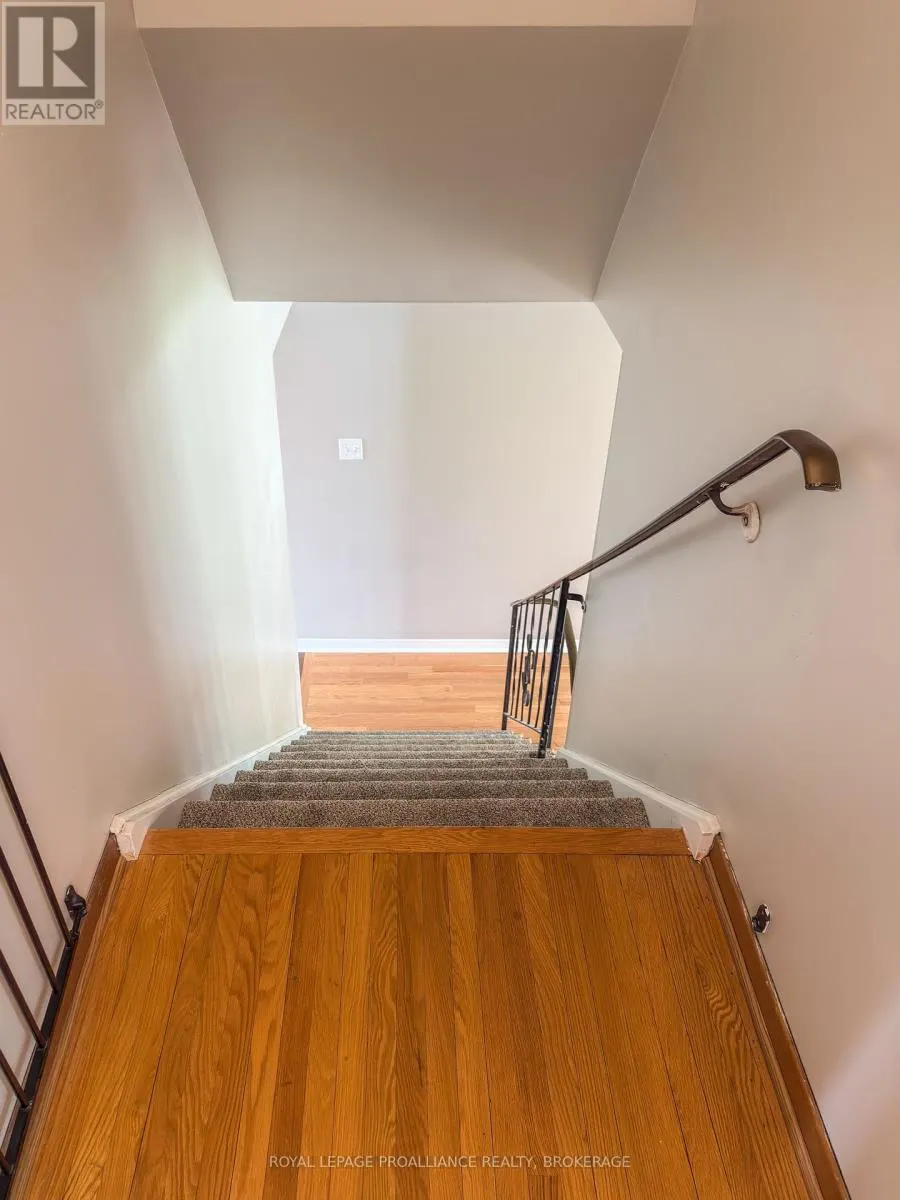 867 BERWICK PLACE