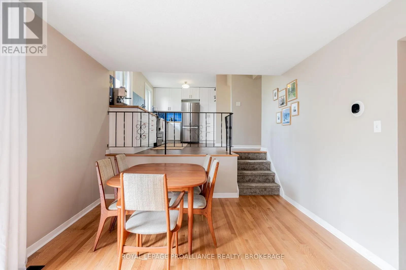 867 BERWICK PLACE