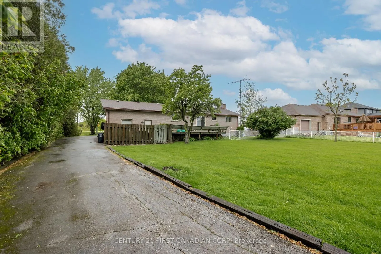 9776 TOWER ROAD