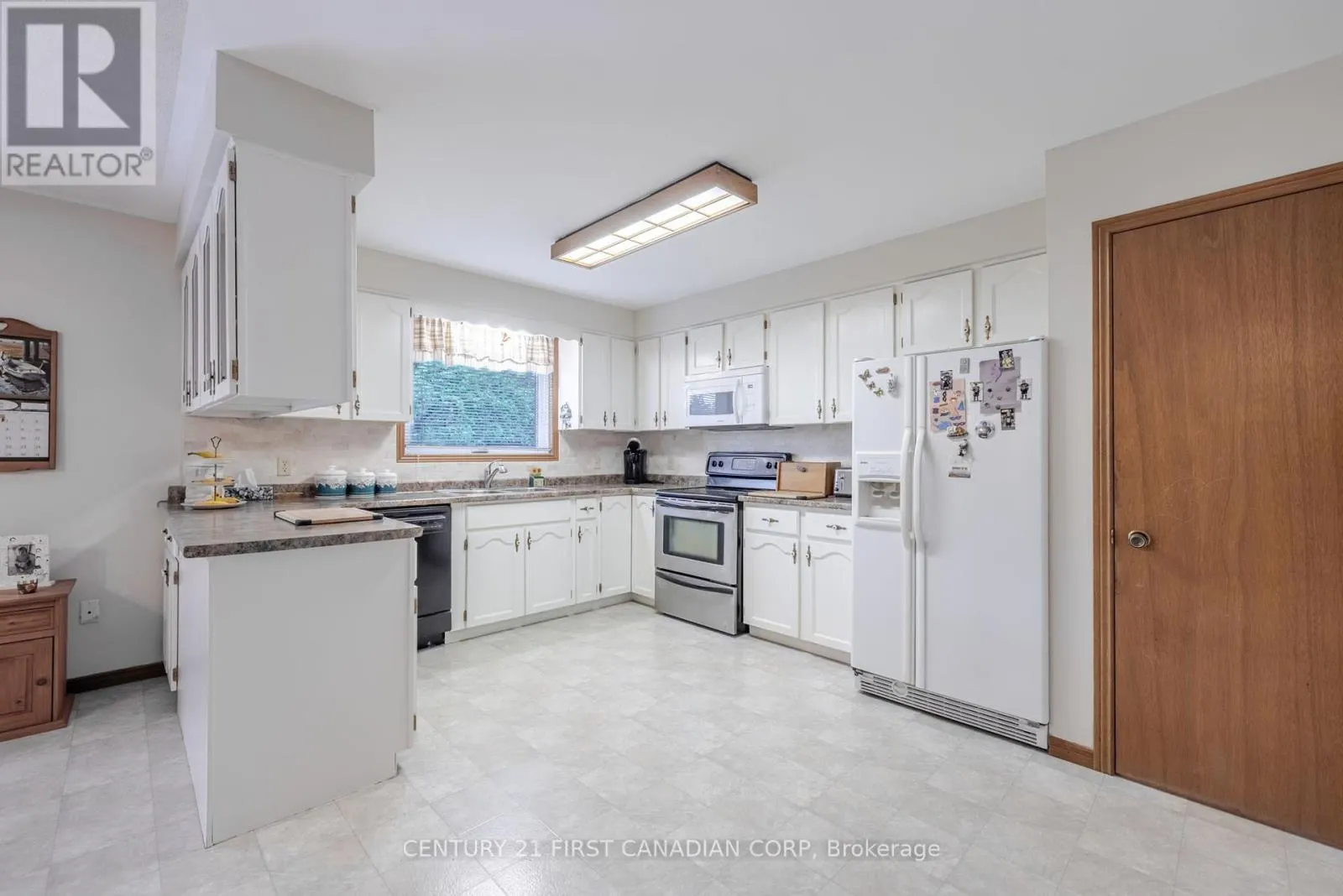9776 TOWER ROAD