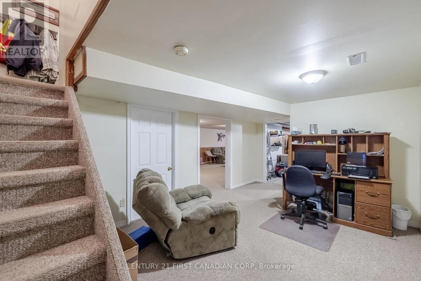 9776 TOWER ROAD