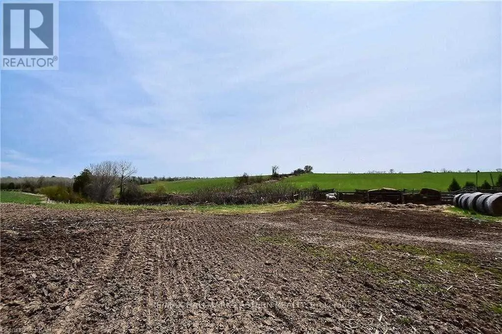 1490 CENTRE ROAD