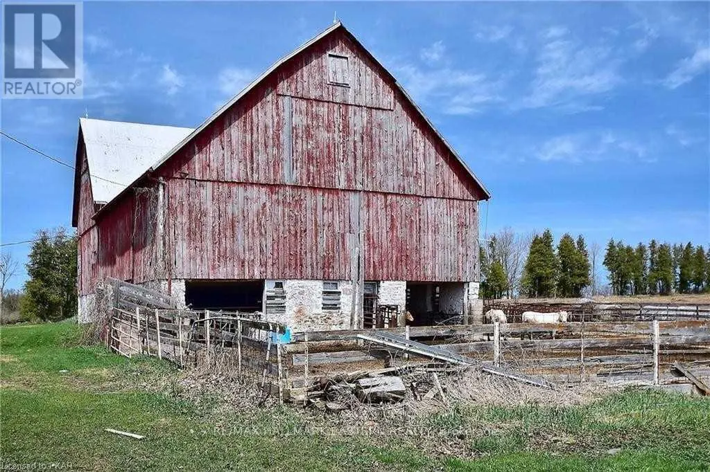 1490 CENTRE ROAD