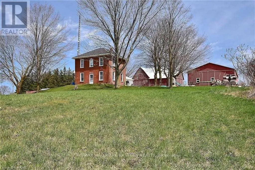 1490 CENTRE ROAD