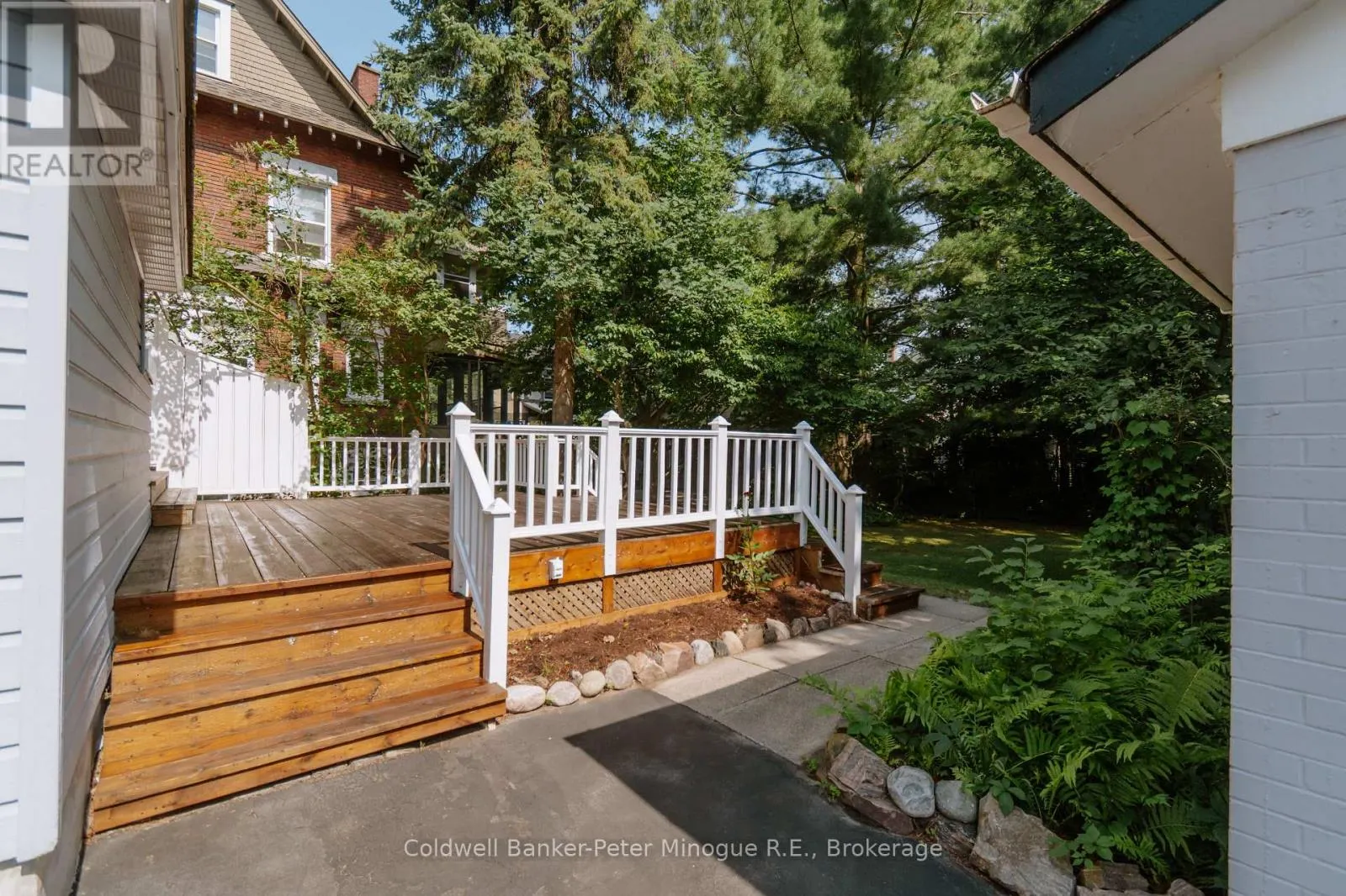 564 COPELAND STREET