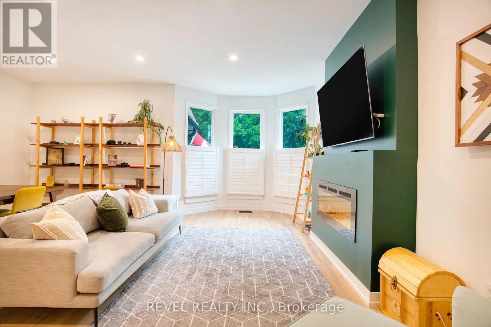 99 ELGIN STREET