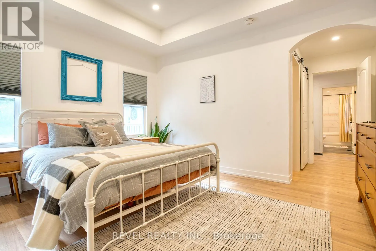 99 ELGIN STREET