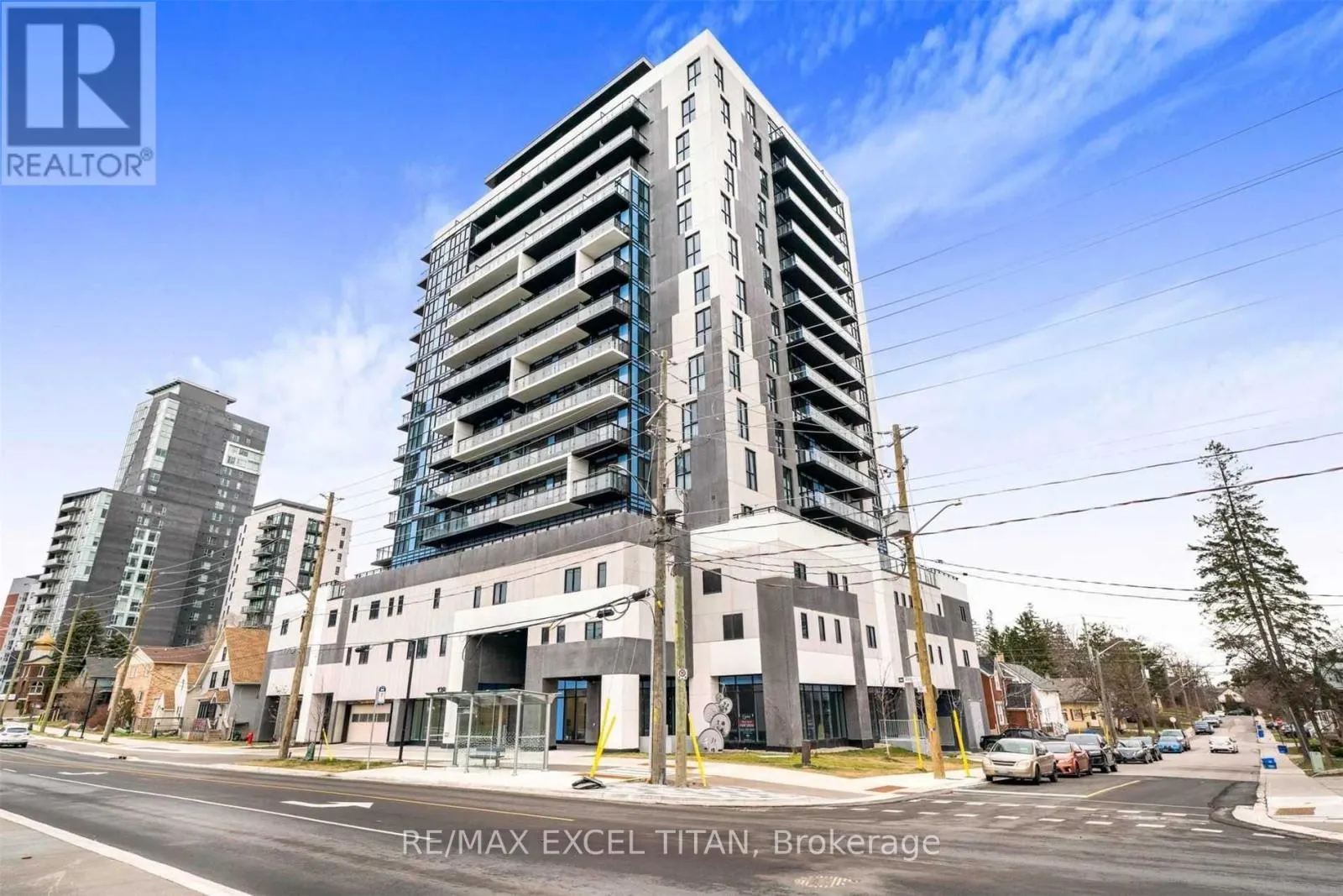 703 - 128 KING STREET N