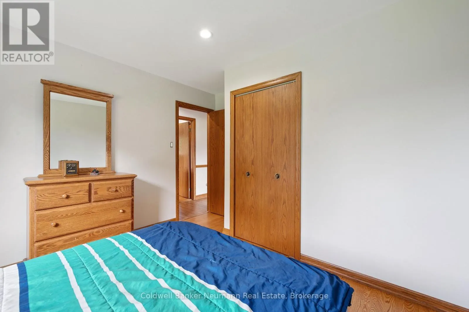 5 A HAMILTON DRIVE