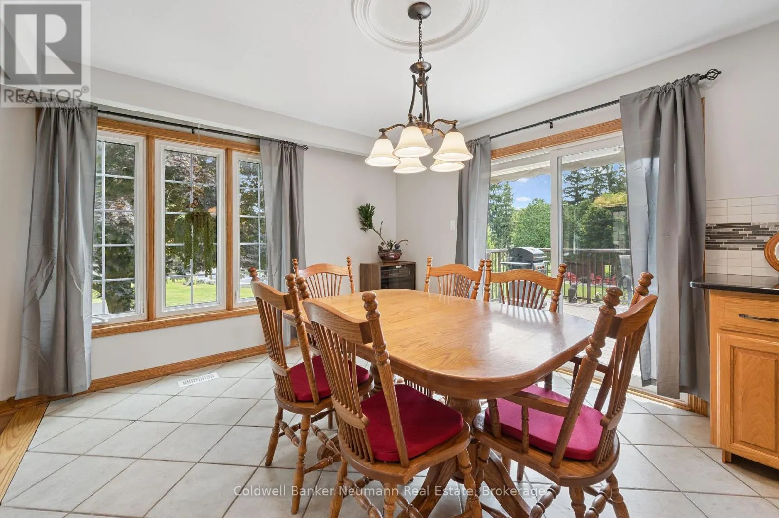 5 A HAMILTON DRIVE
