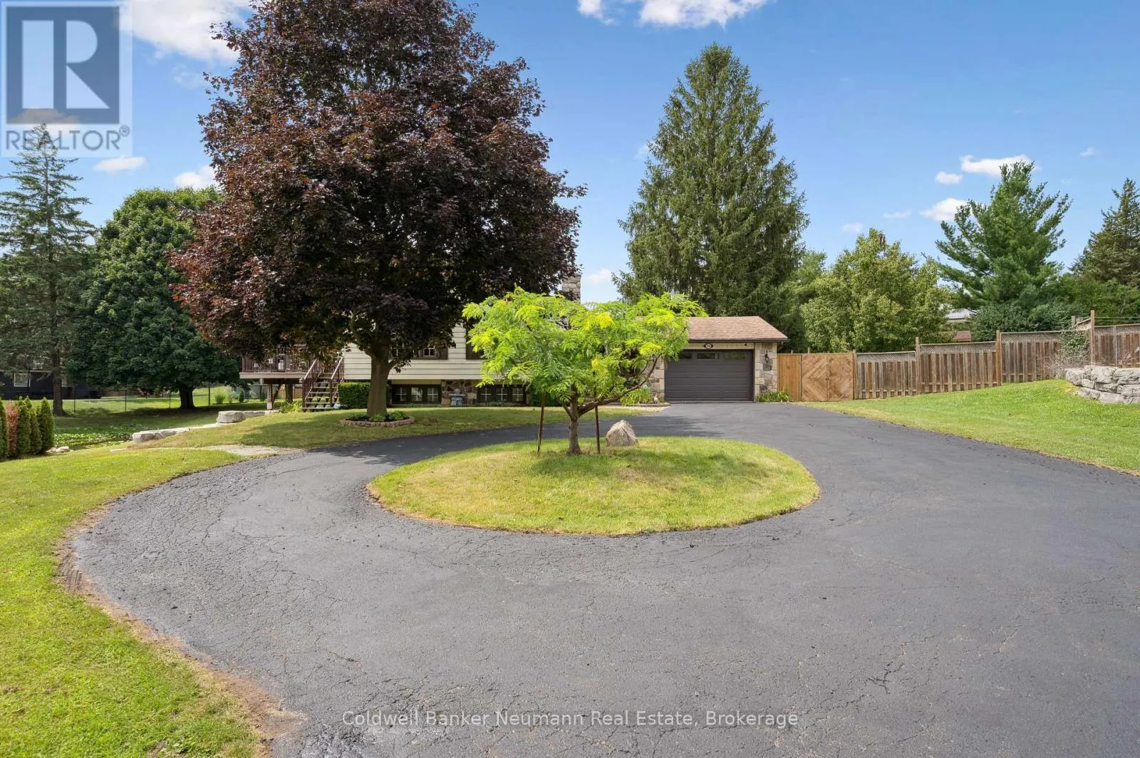 5 A HAMILTON DRIVE