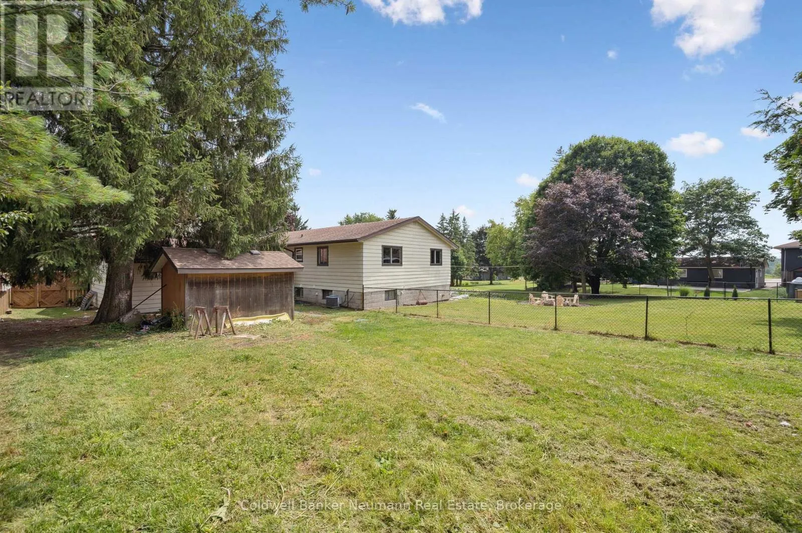 5 A HAMILTON DRIVE