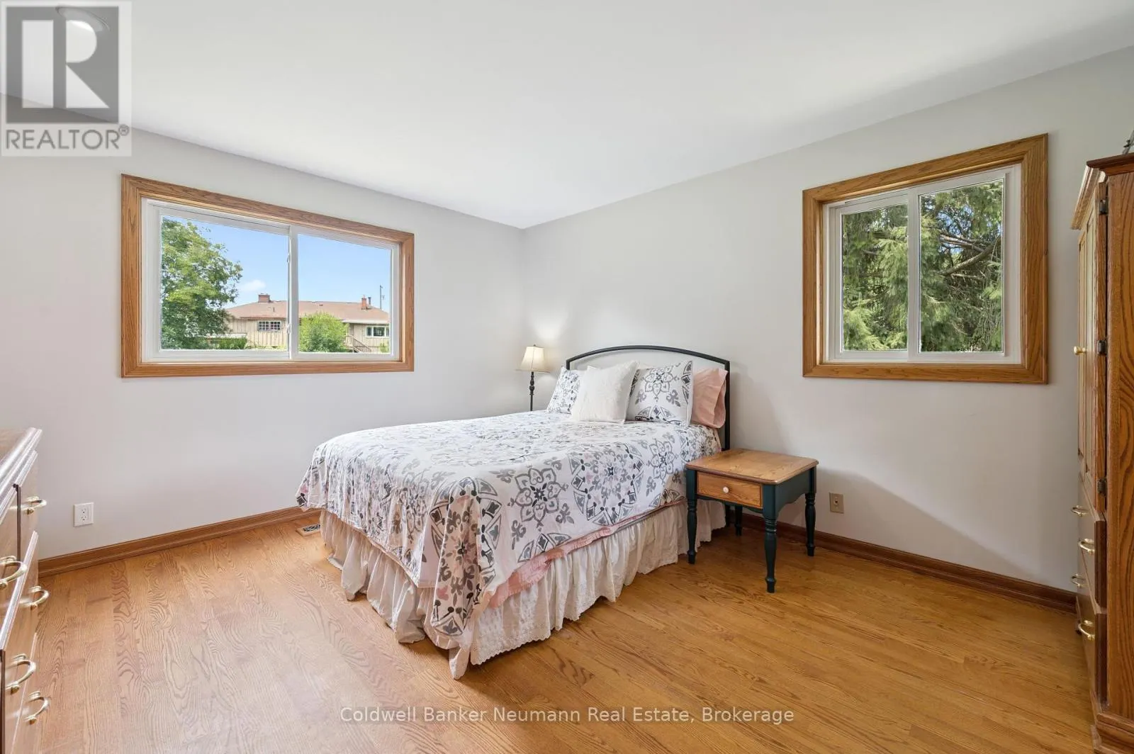 5 A HAMILTON DRIVE