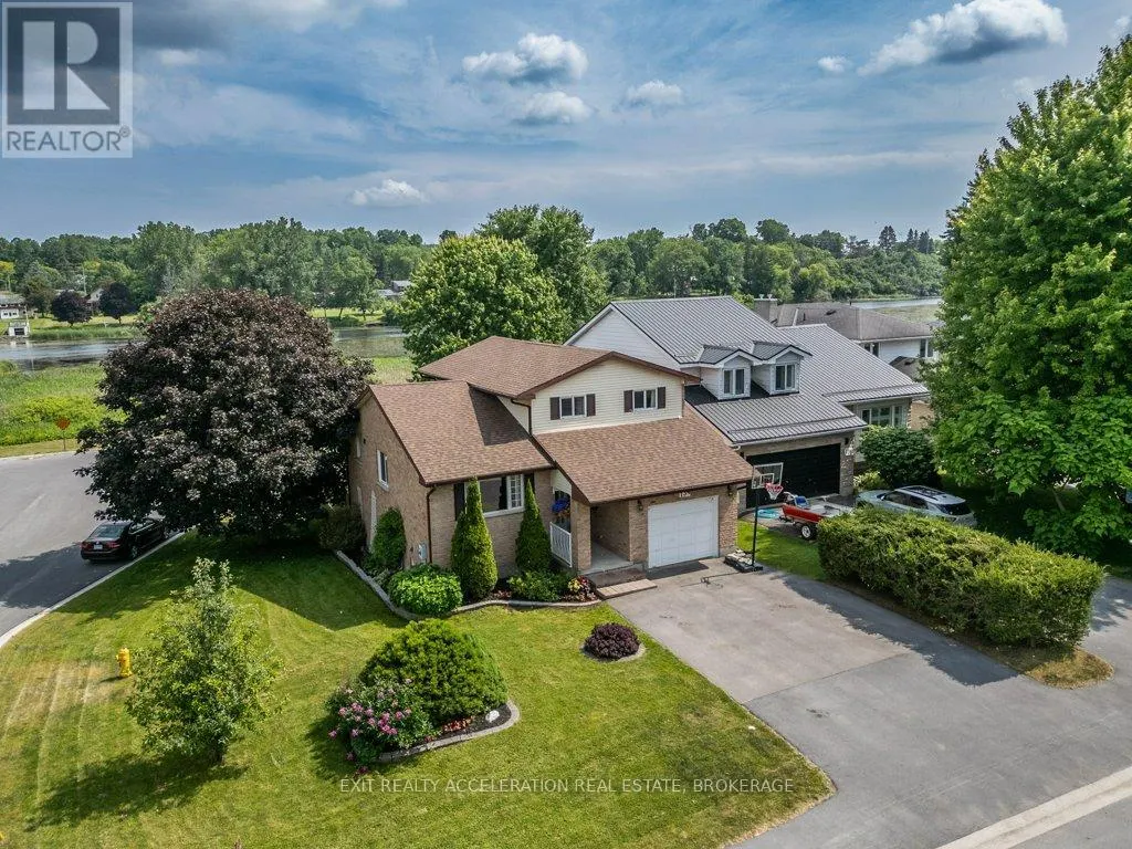 134 SHORELINE CRESCENT