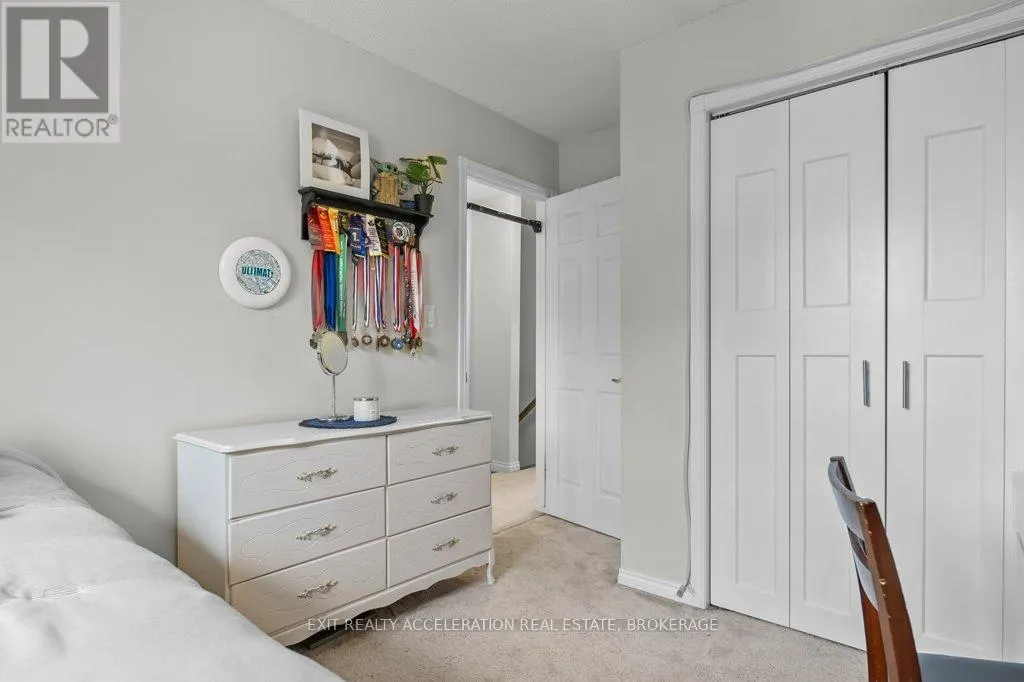 134 SHORELINE CRESCENT