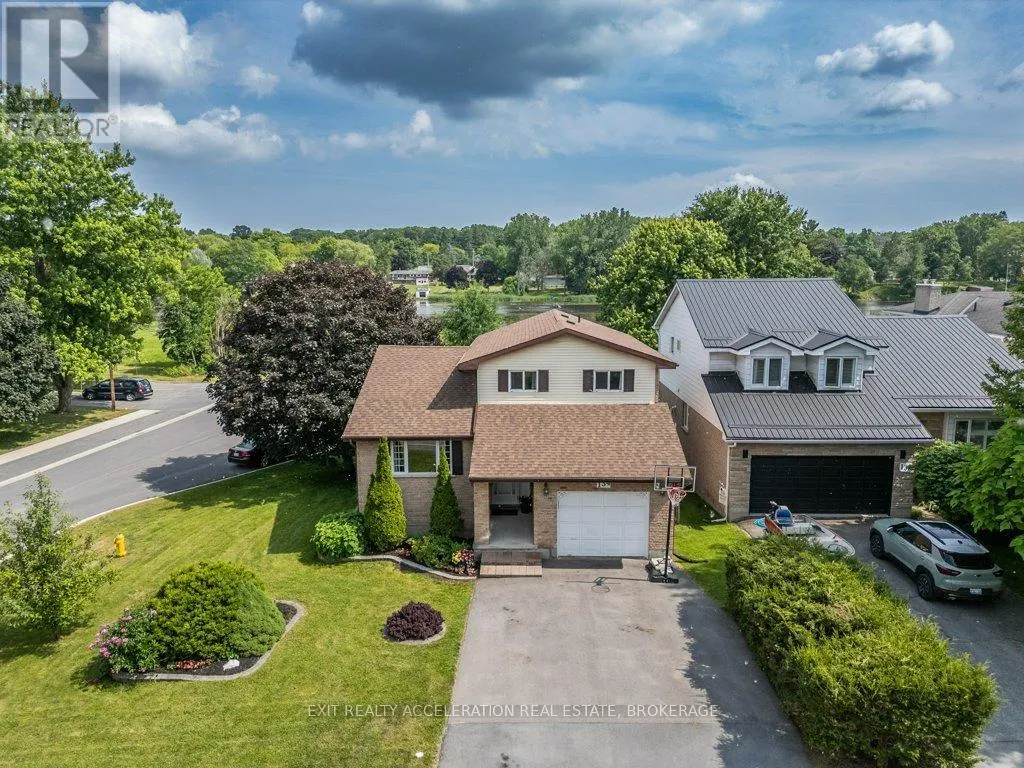 134 SHORELINE CRESCENT