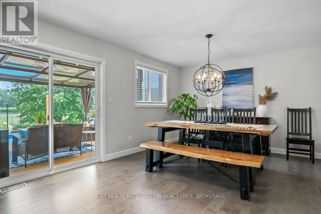 134 SHORELINE CRESCENT
