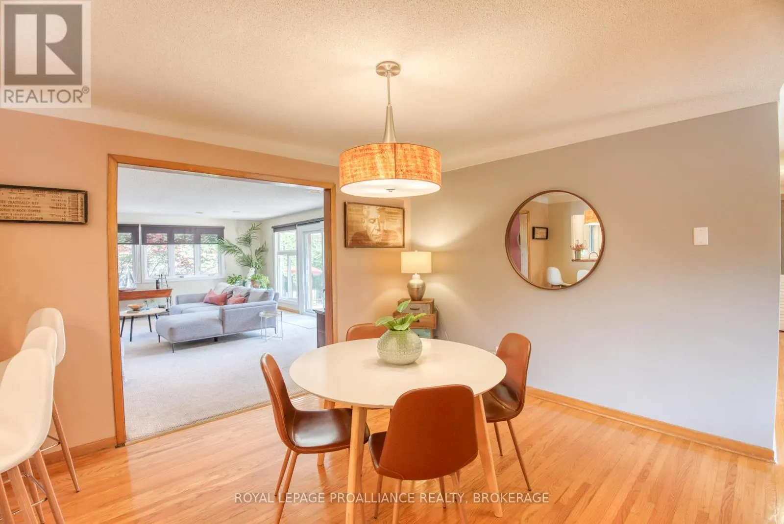 59 FAIRWAY HILL CRESCENT
