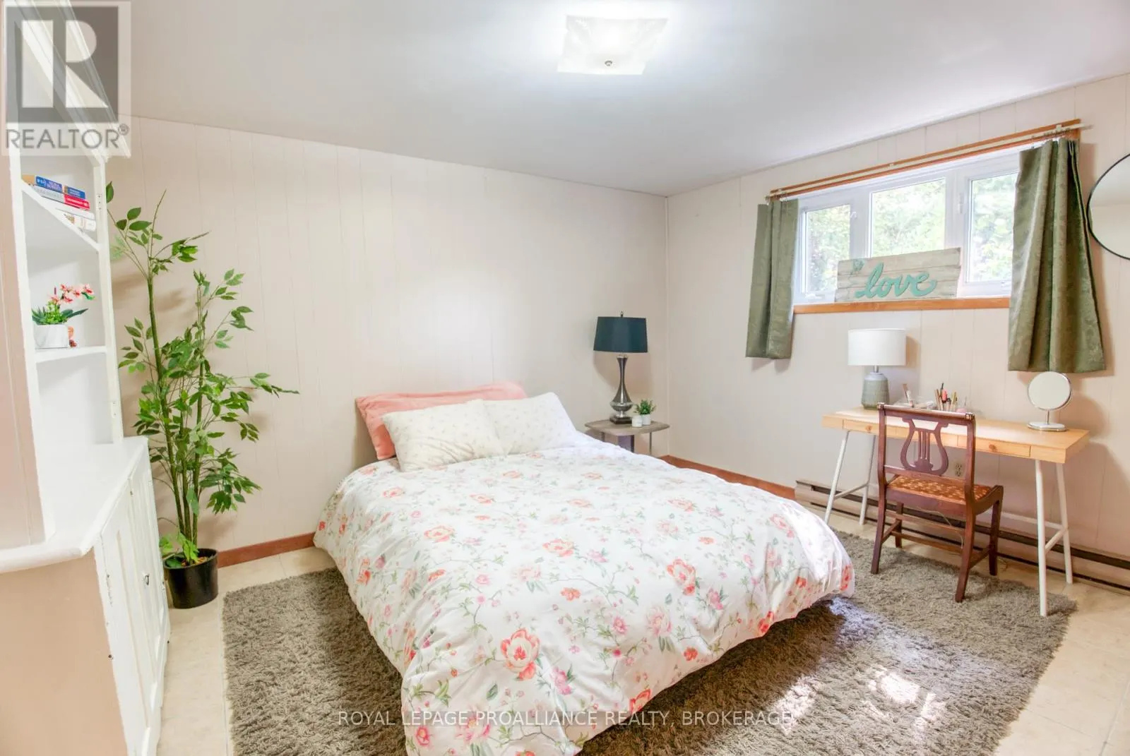 59 FAIRWAY HILL CRESCENT