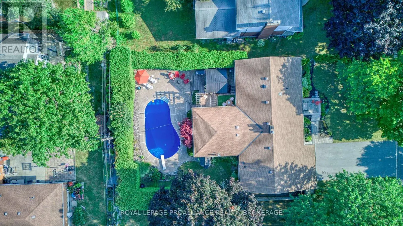 59 FAIRWAY HILL CRESCENT