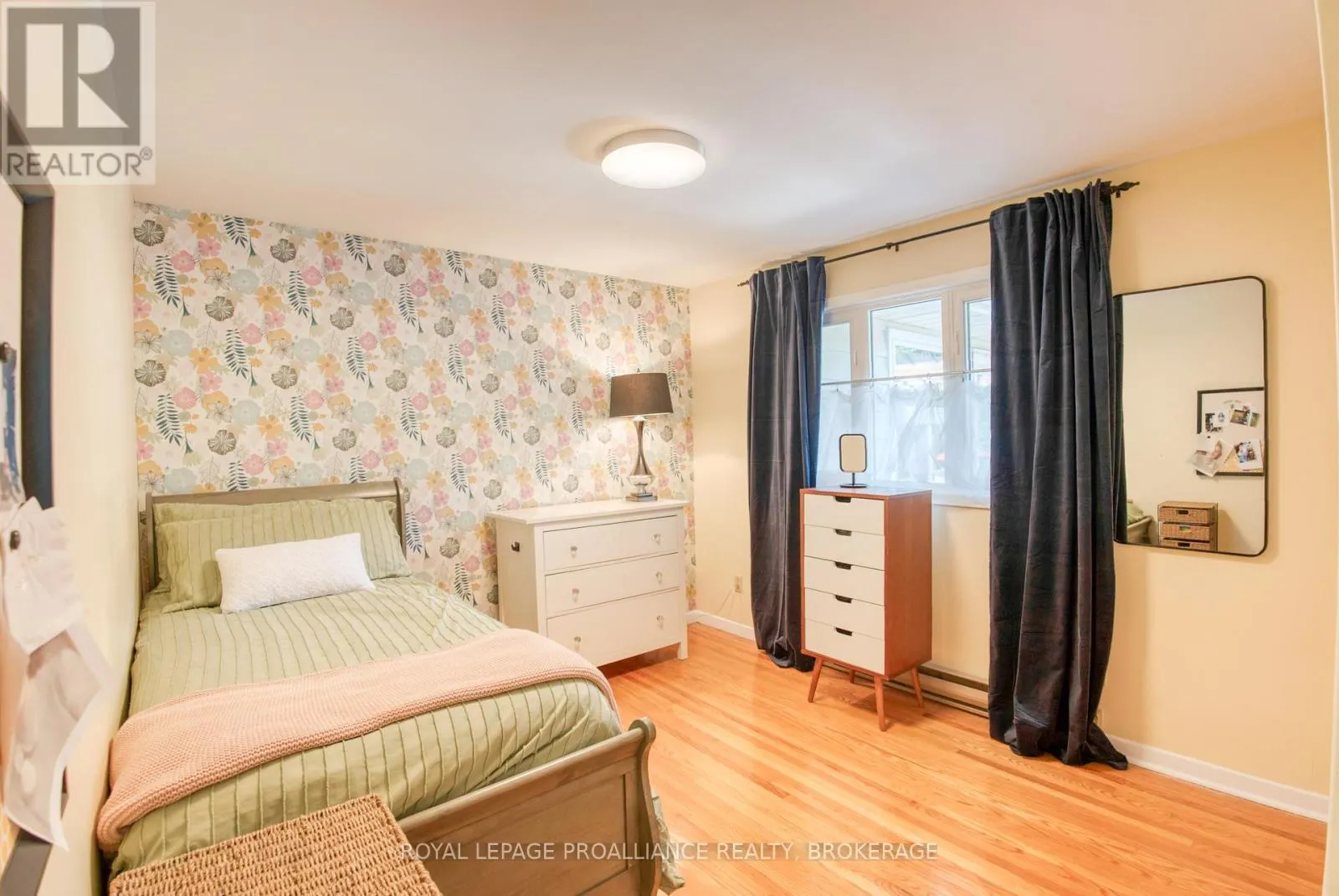 59 FAIRWAY HILL CRESCENT