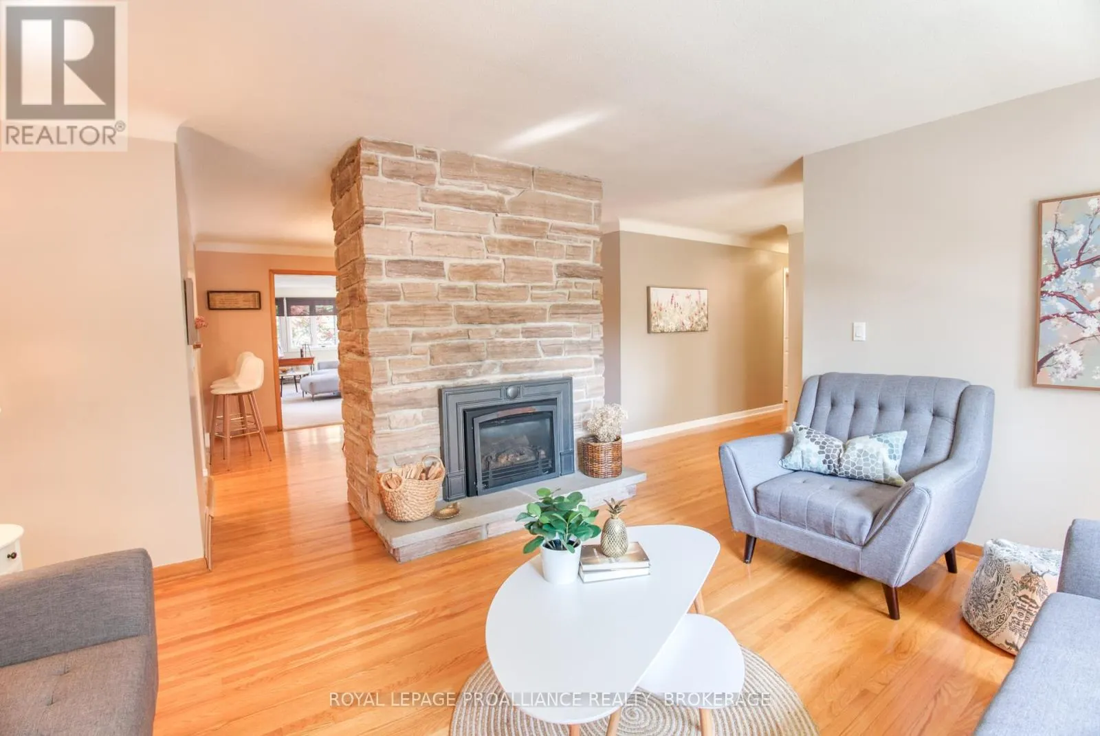 59 FAIRWAY HILL CRESCENT