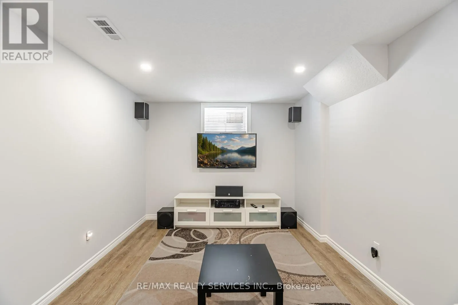 567 STARWOOD DRIVE
