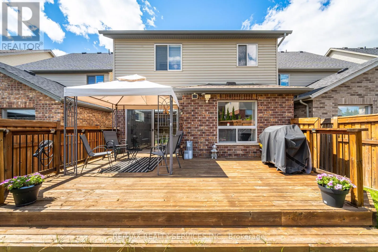 567 STARWOOD DRIVE
