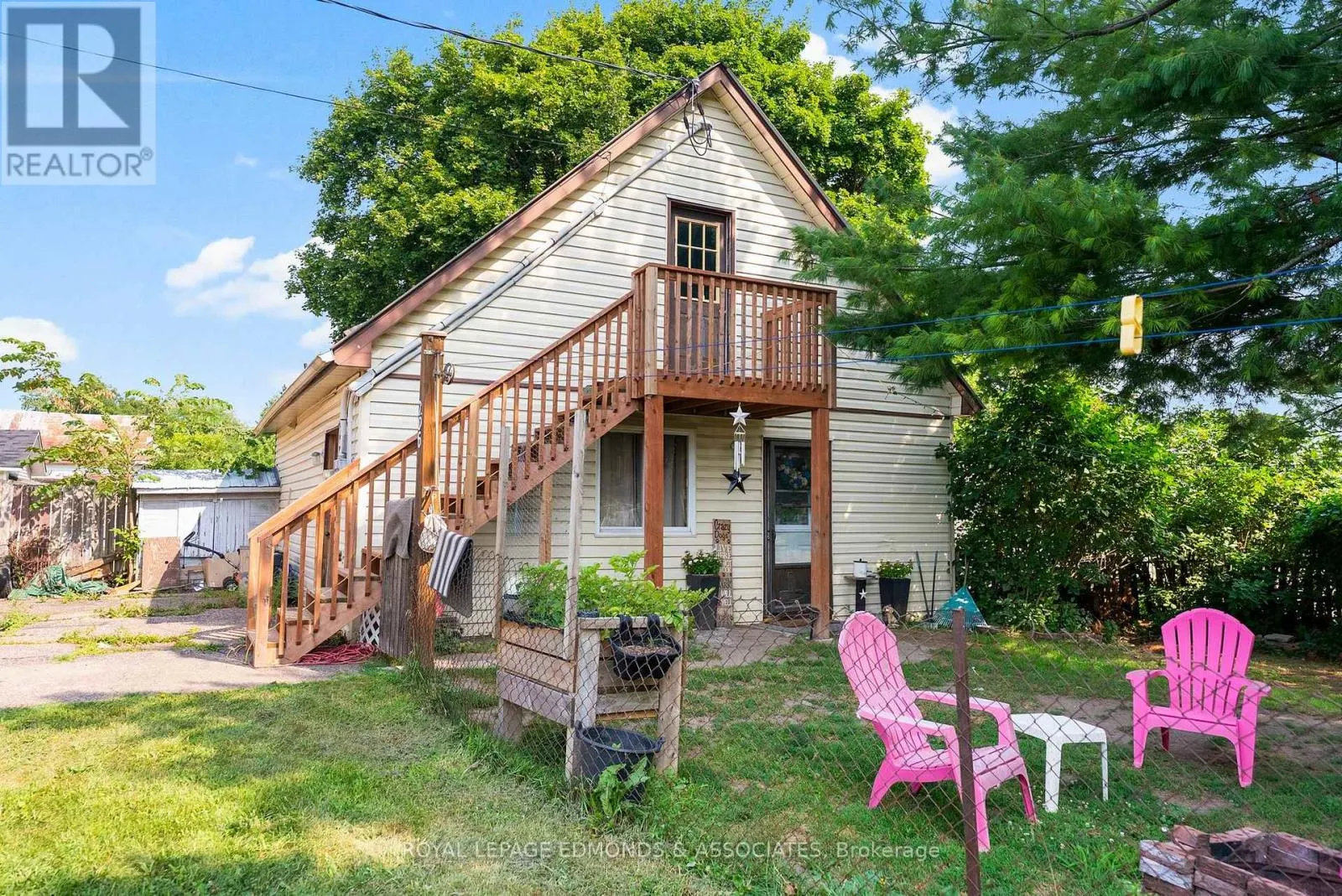 1806 BEACHBURG ROAD