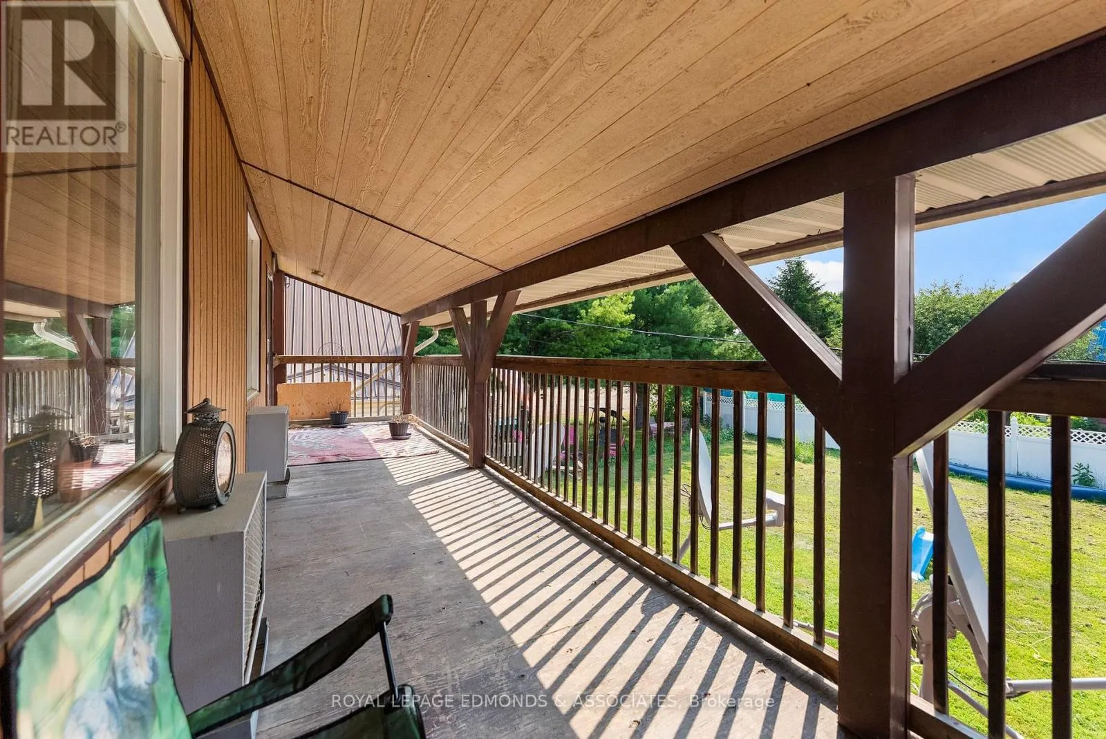 1806 BEACHBURG ROAD