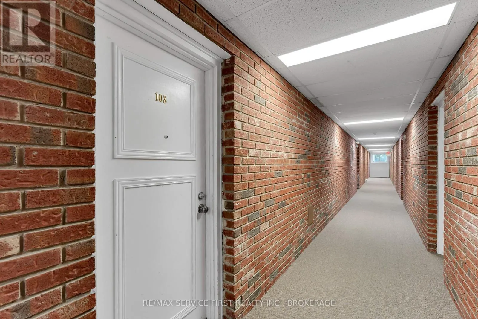 103 - 1010 PEMBRIDGE CRESCENT, #103
