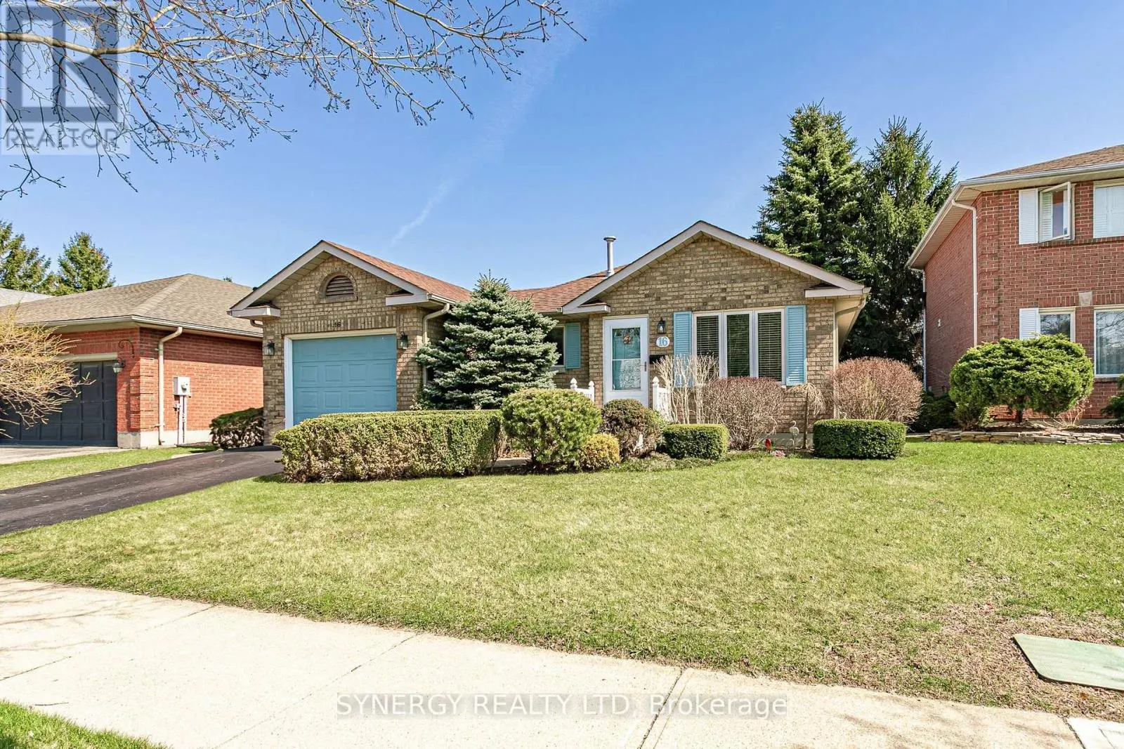 16 PARKVIEW DRIVE