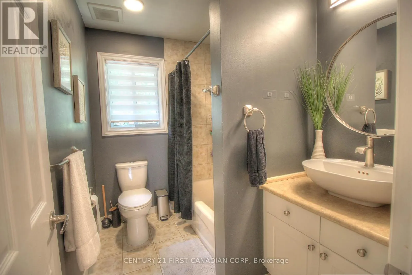 23 - 1920 MARCONI BOULEVARD, #23