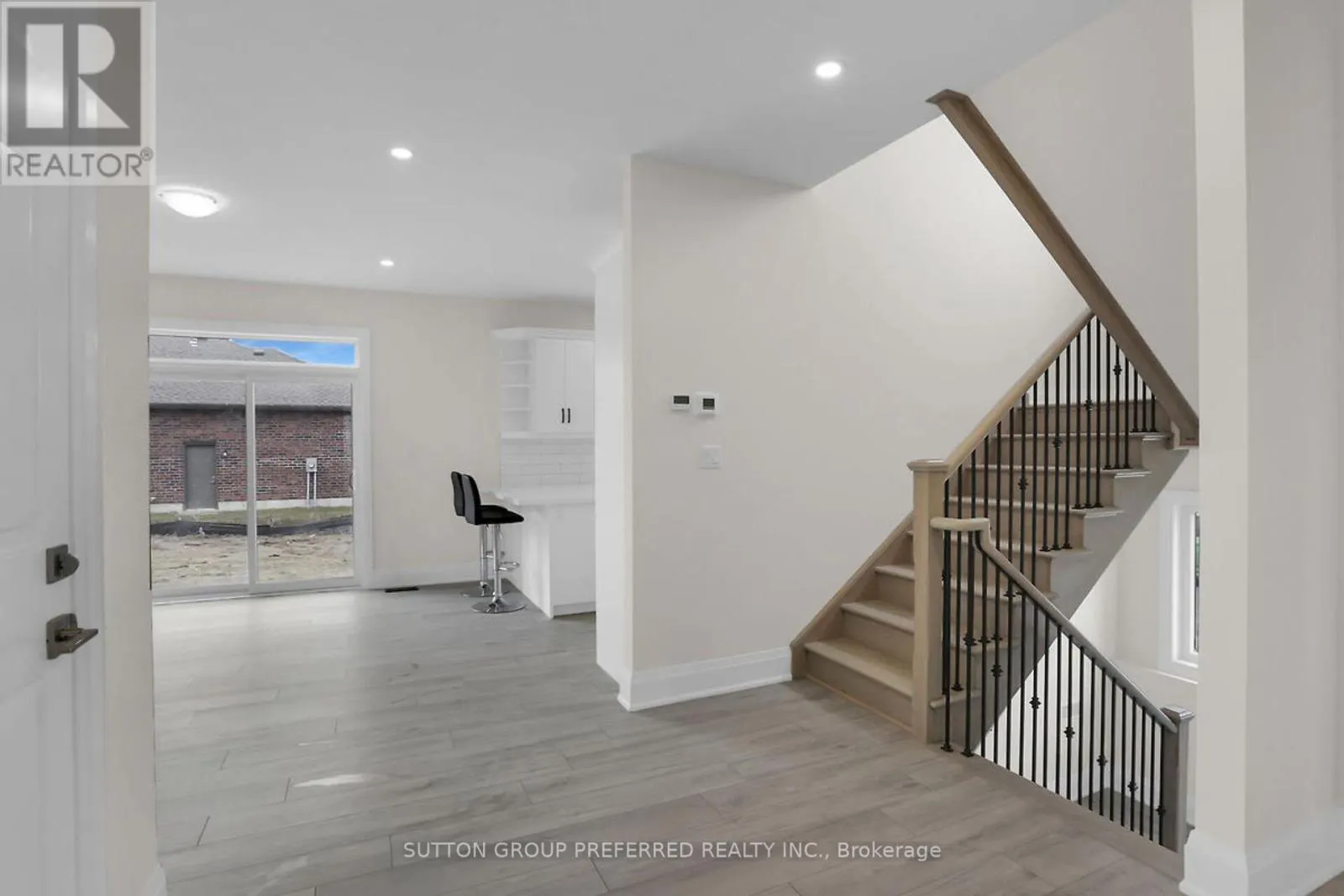 2 BOUW PLACE