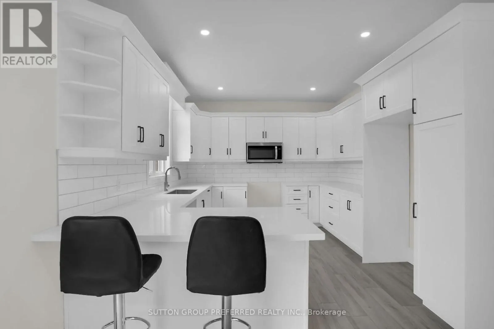 2 BOUW PLACE