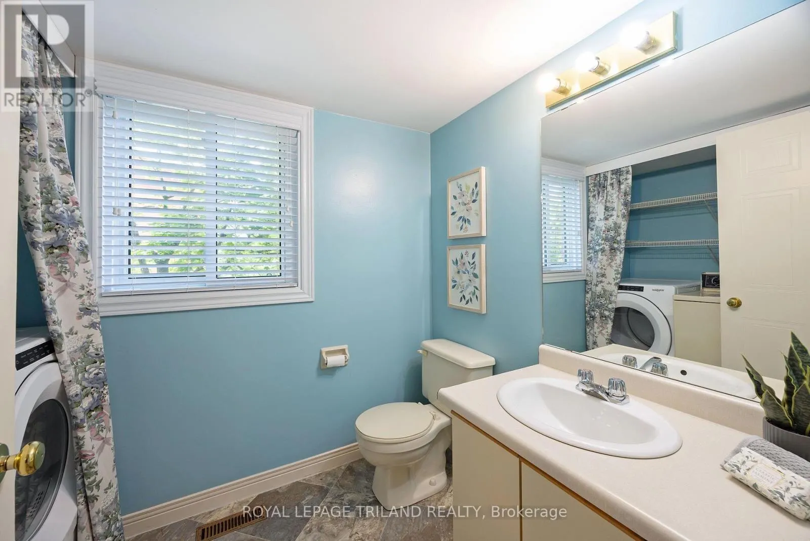 23 - 683 WINDERMERE ROAD, #23
