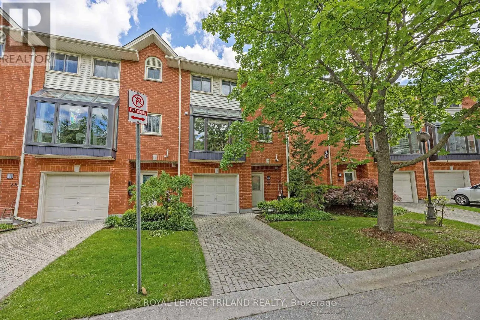 23 - 683 WINDERMERE ROAD, #23