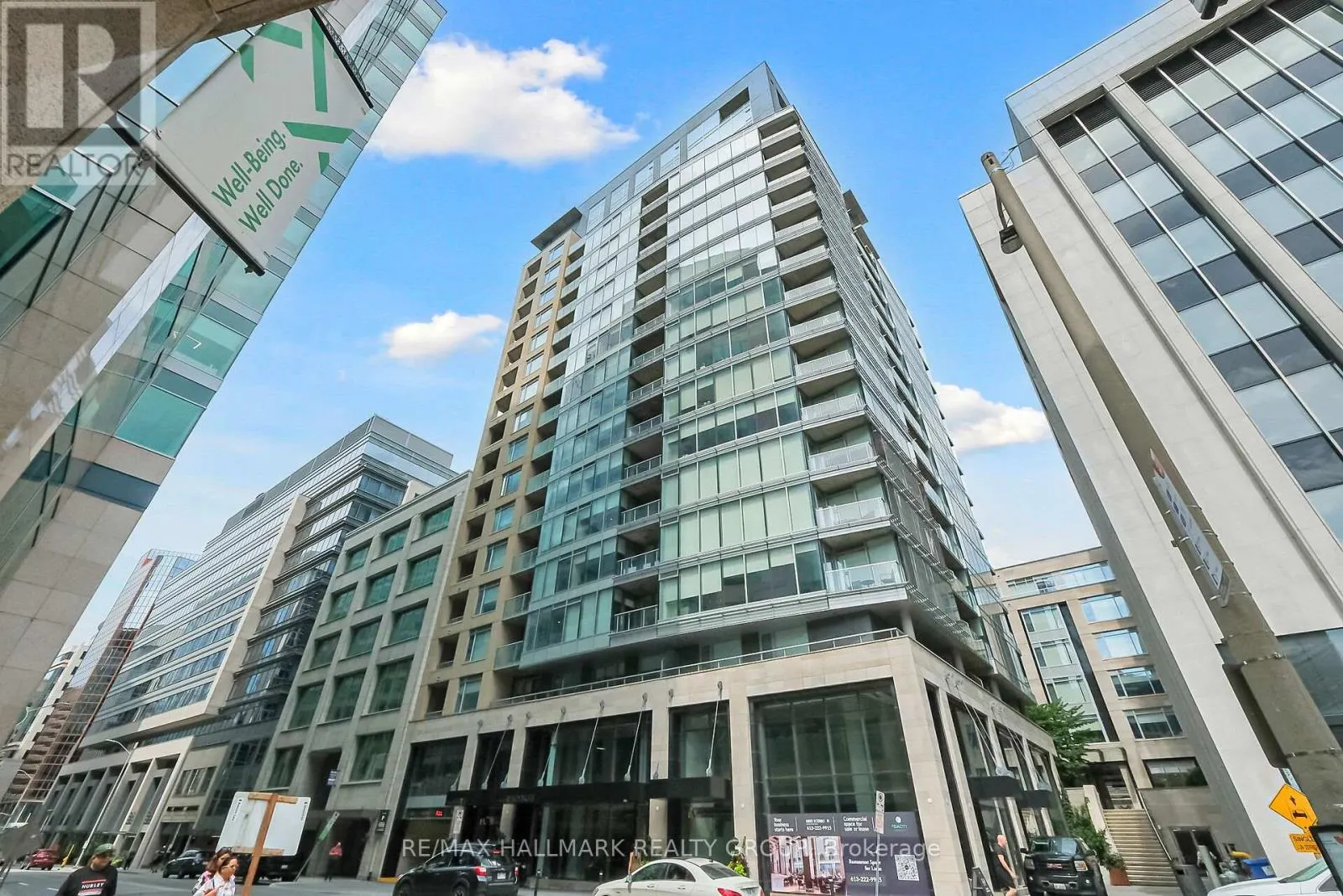 907 - 101 QUEEN STREET