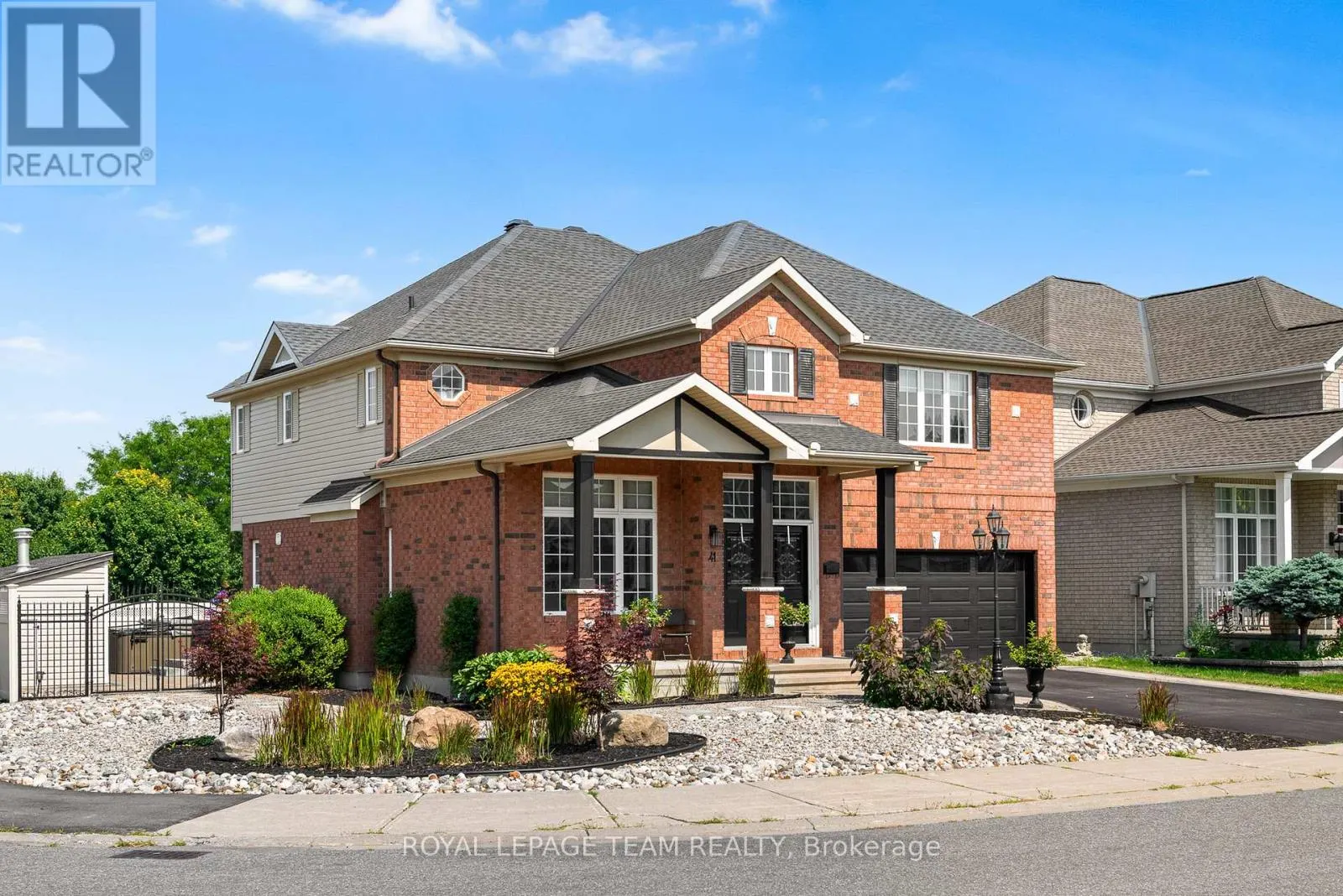 41 BLACKSHIRE CIRCLE