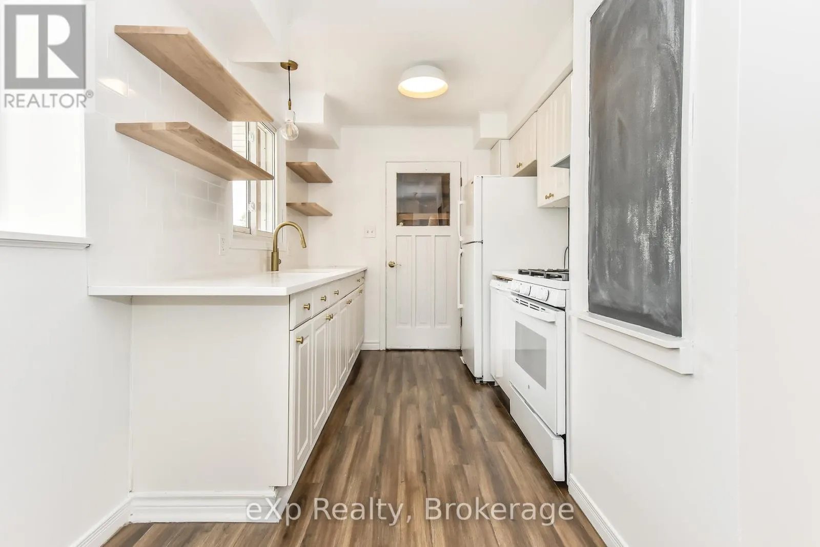 373 HILLCREST ROAD