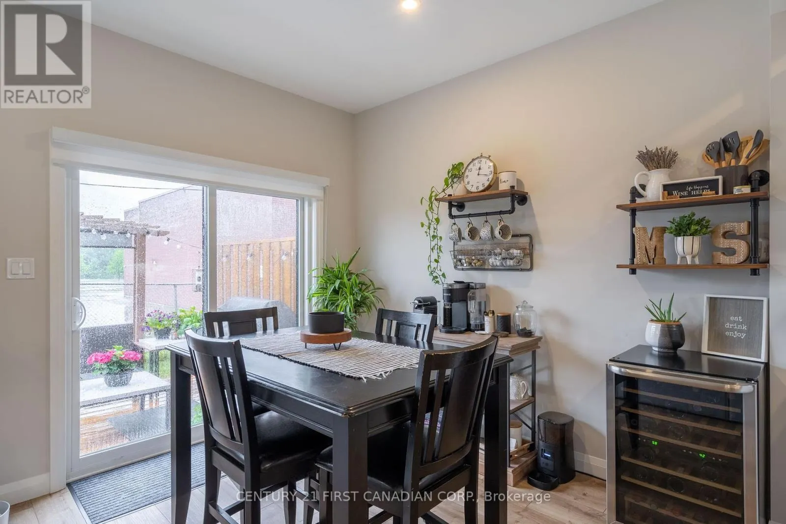 26 - 17 NICHOLSON STREET, #26