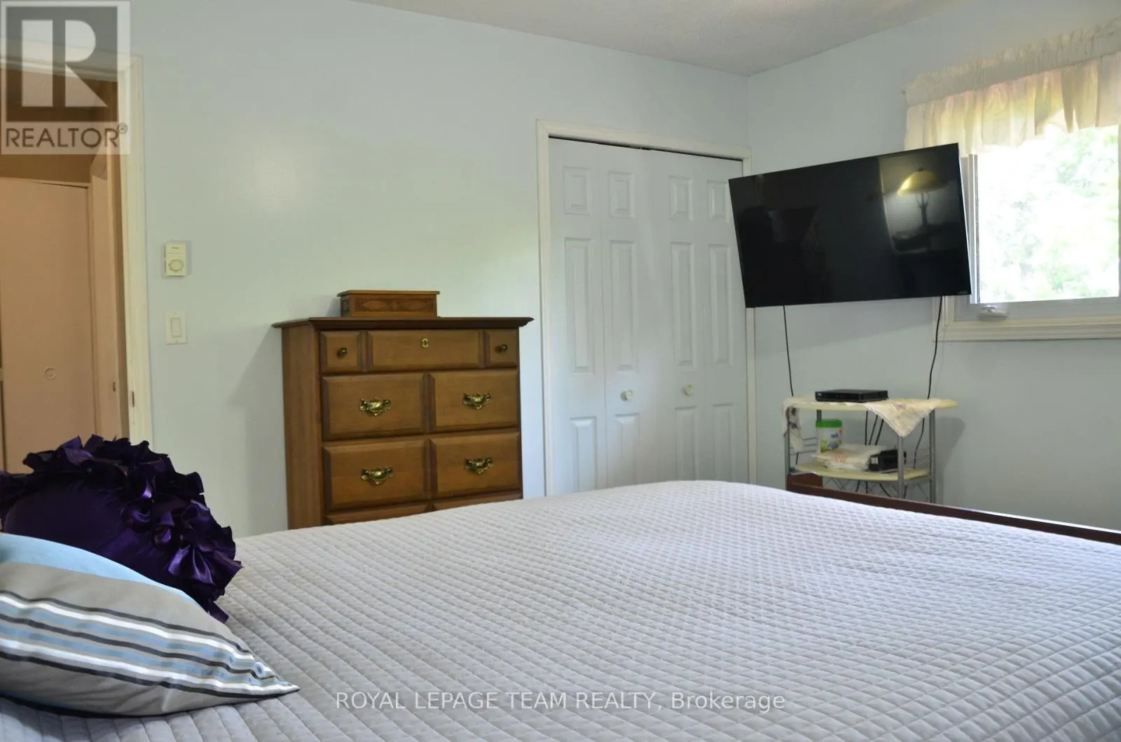 4951 (HWY 31) BANK STREET N